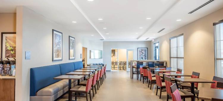 悉尼I-80舒适套房酒店(Comfort Inn & Suites Sidney I-80)图片