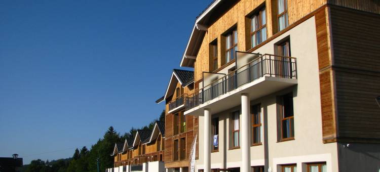 瓦坎斯尔达科西巴乐康酒店(Vacancéole - Résidence les Balcons d'Aix)图片