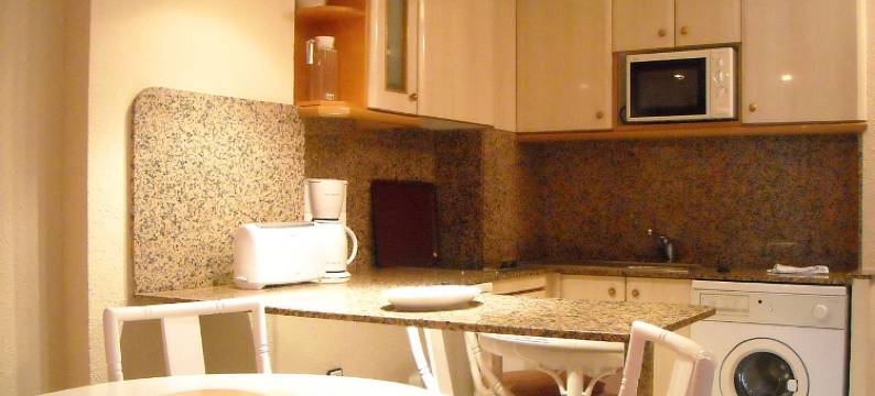 奥纳新奇公寓(Ona Suites Salou)图片