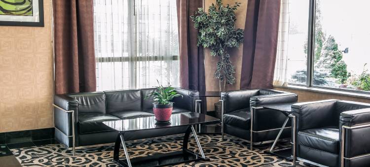 特雷霍特大学区凯艺酒店(Quality Inn Terre Haute University Area)图片