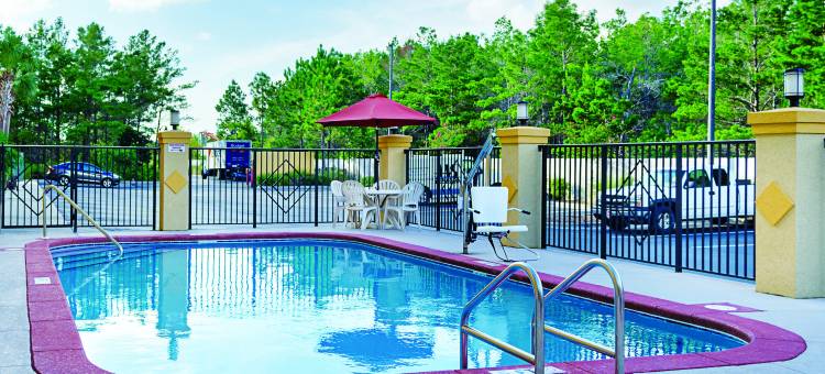 PCB码头公园区拉昆塔温德姆套房酒店(La Quinta Inn & Suites by Wyndham PCB Pier Park Area)图片