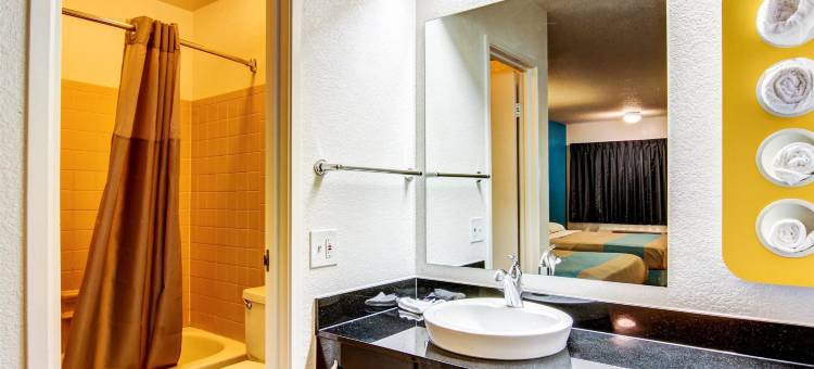 Motel 6 Florissant, MO图片