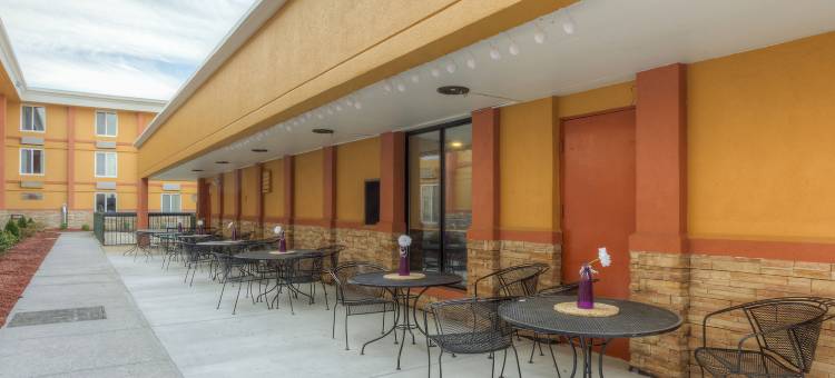 品质酒店及套房查塔努加-东岭(Quality Inn & Suites Chattanooga-East Ridge)图片