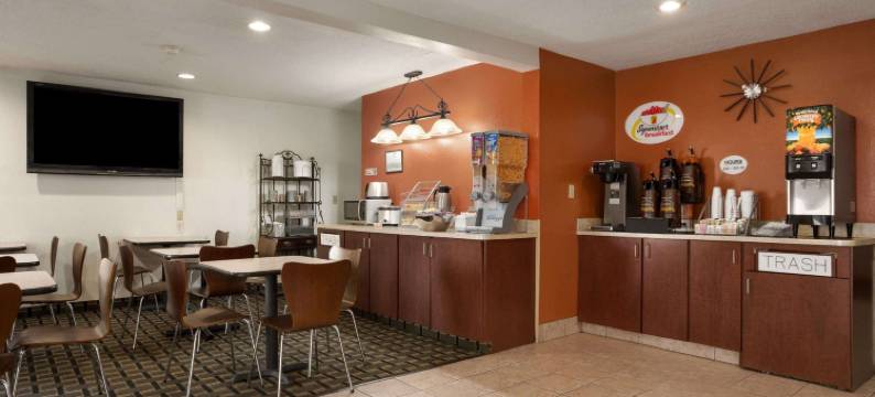 普雷斯顿堡速8酒店(Super 8 by Wyndham Prestonsburg)图片