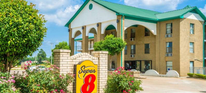 莱克兰温德姆速8酒店(Super 8 by Wyndham Lakeland)图片