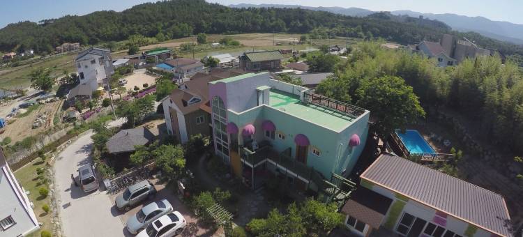 贝拉丝玫瑰公寓(Bellus-Rose Pension Gyeongju)图片