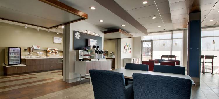 Holiday Inn Express & Suites Mount Vernon图片