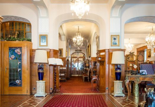 Victoria Glion Hotel Overview