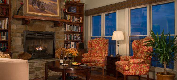 河湾酒店(Inn at Riverbend)图片