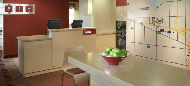 底特律诺维索尼斯塔简单套房酒店(Sonesta Simply Suites Detroit Novi)图片