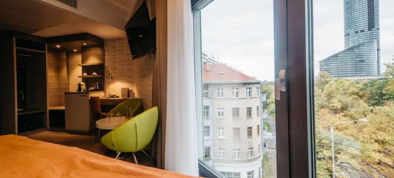 Q加酒店(Q Hotel Plus Wrocław)图片