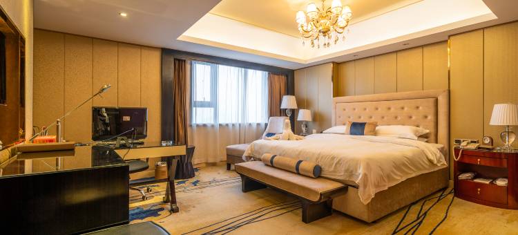 周口饭店(万顺达百货客运中心站店)图片