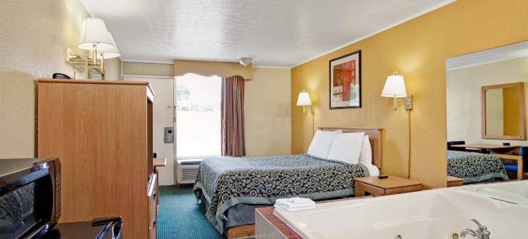 西诺克斯维尔温德姆戴斯酒店(Days Inn by Wyndham Knoxville West)图片