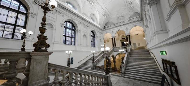 兰德伽斯豪富苏尔林德拉本酒店(Landgasthof Zur Linde Laaben)图片