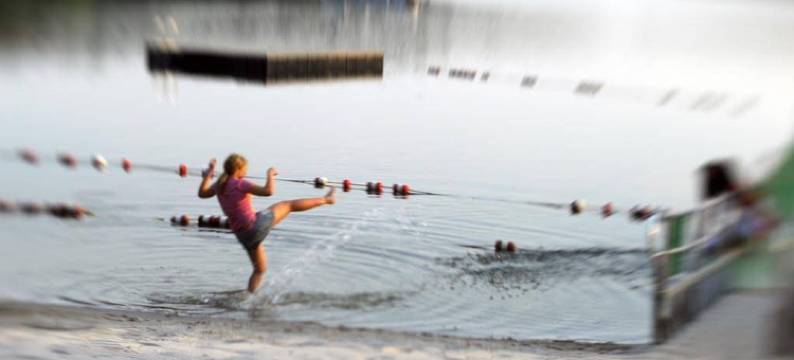 伍德罗克松树度假酒店(Woodloch Pines Resort)图片