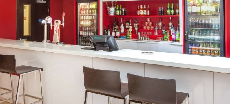 梅登黑德中心旅屋酒店(Travelodge Maidenhead Central)图片