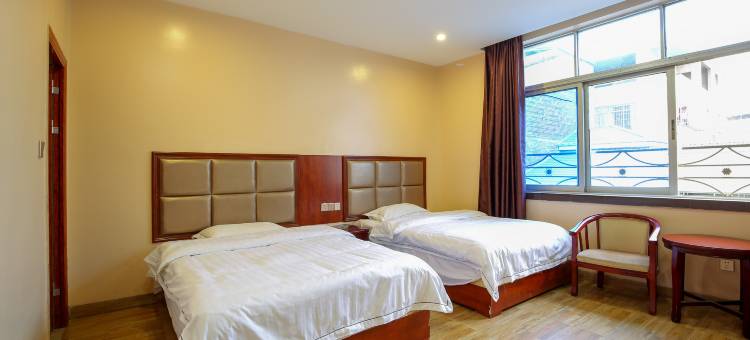 安远杨琴商务宾馆图片