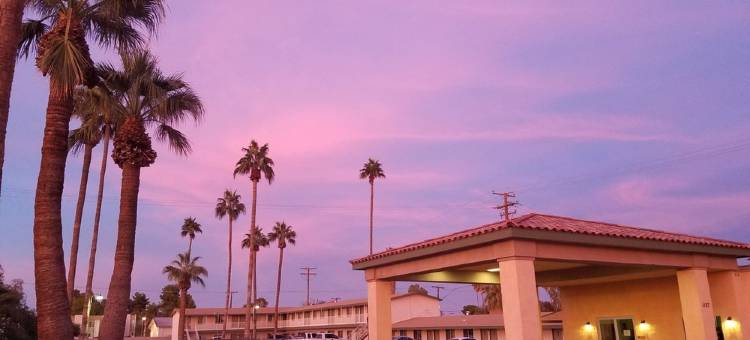 罗德韦因&套房布莱斯I-10(Rodeway Inn & Suites Blythe I-10)图片