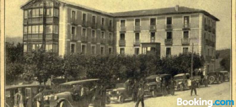 阿耶斯塔兰一号旅馆(Hostal Ayestaran I)图片