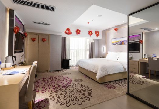 Lavande Hotel (Kunming South High-speed Railway Station) Hotel Overview