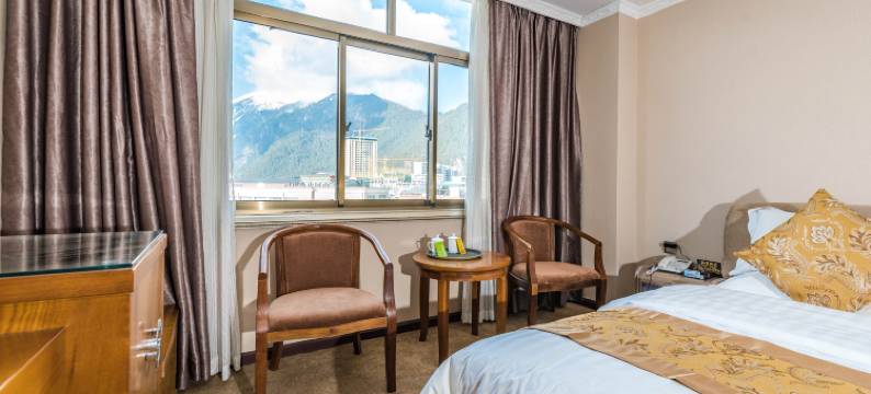 林芝忆家酒店图片