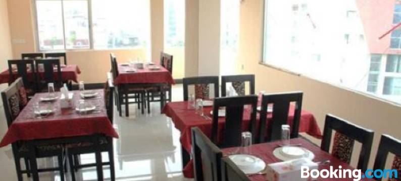 白色宾馆(White Inn Luxury Residential Hotel)图片