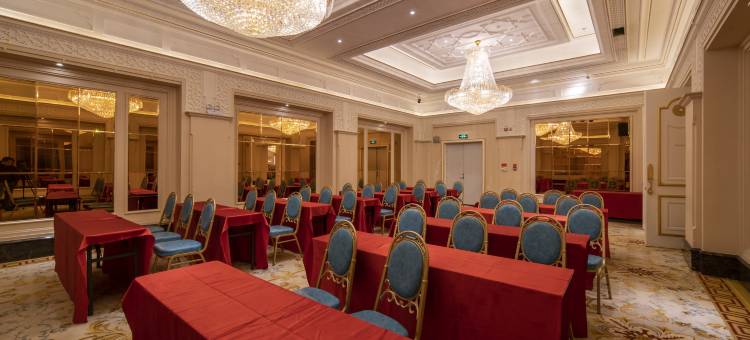 伊宁市中亚国际大酒店(伊宁市火车站机场店)图片