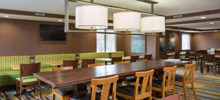 曼彻斯特波士顿地区机场万枫酒店(Fairfield Inn Manchester-Boston Regional Airport)图片