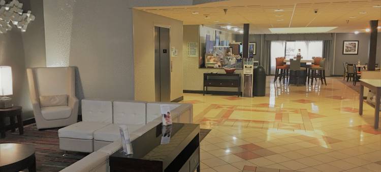 智选假日套房酒店劳林堡 by IHG(Holiday Inn Express & Suites Laurinburg by IHG)图片