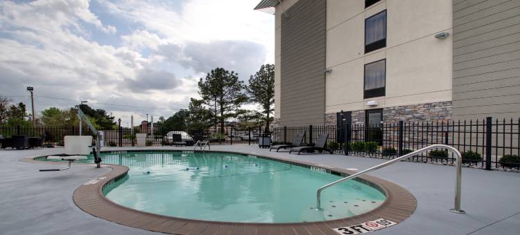 杰克逊市中心体育馆智选假日套房酒店(Holiday Inn Express & Suites Jackson Downtown - Coliseum)图片