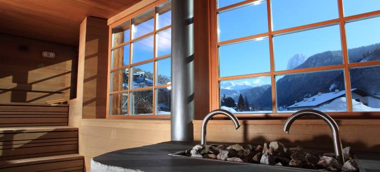 多洛米蒂阿德勒水疗度假村(Adler Spa Resort Dolomiti)图片