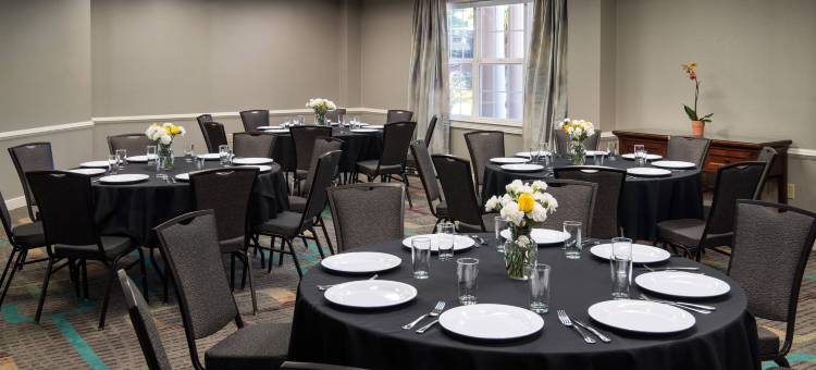 旧金山机场牡蛎角索内斯塔 ES 套房海滨酒店(Sonesta ES Suites San Francisco Airport Oyster Point Waterfront)图片