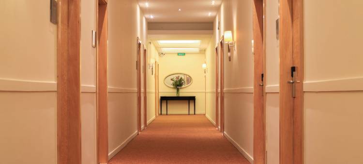 贝鲁特里维埃拉酒店(Riviera Hotel and Beach Lounge, Beirut)图片