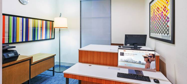 智选假日套房酒店旅顺环商城区 by IHG(Holiday Inn Express & Suites Port Arthur Central-Mall Area)图片