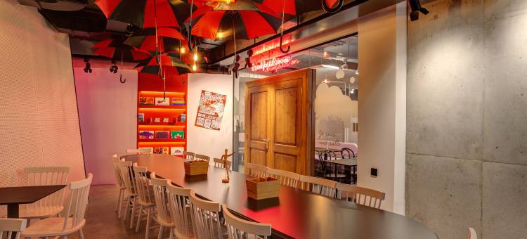 布鲁塞尔南站梅宁阁酒店(Meininger Hotel Bruxelles Gare du Midi)图片