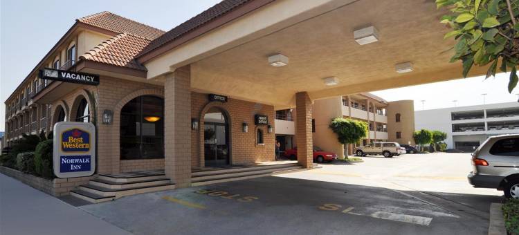 诺沃克贝斯特韦斯特酒店(Best Western Norwalk Inn)图片