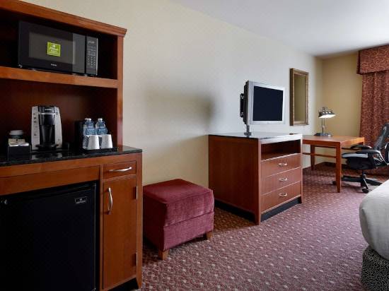 Hilton Garden Inn Las Vegas Henderson Hotel Reviews And Room Rates
