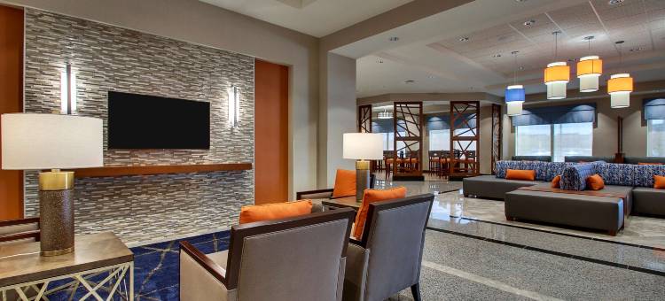 爱荷华市-克拉尔维尔德鲁里套房酒店(Drury Inn & Suites Iowa City Coralville)图片