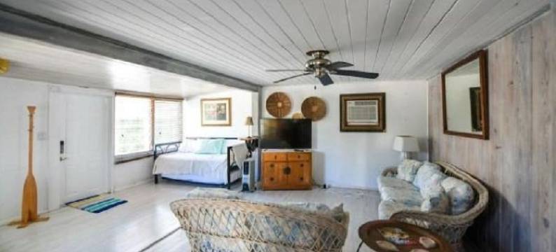 赤脚平房酒店(Barefoot Bungalow by Beachside Mngmt)图片