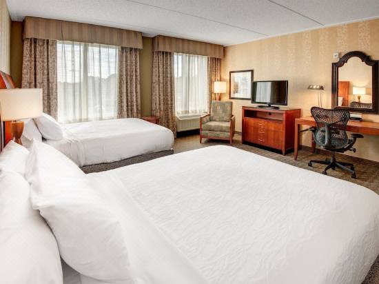 Hilton Garden Inn Lakewood Hotel Reviews And Room Rates Trip Com