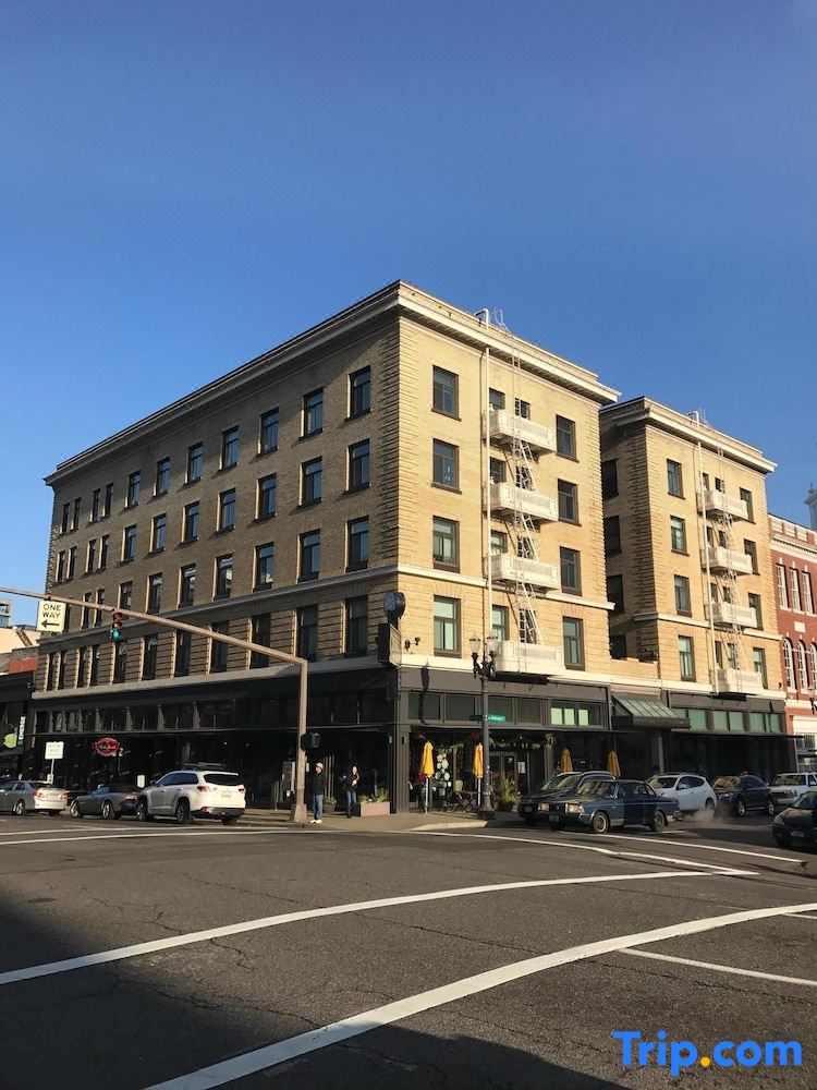 Washington Plaza Apartmentsの格安予約・料金比較｜Stayway