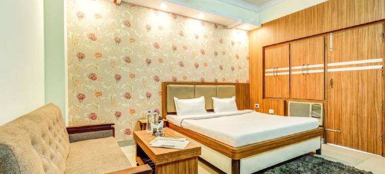 精准 61898 里亚皇宫酒店(Spot on 61898 Hotel Riya Palace)图片