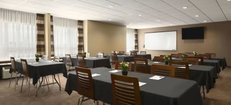 韦本温德姆麦客达套房酒店(Microtel Inn & Suites by Wyndham Weyburn)图片
