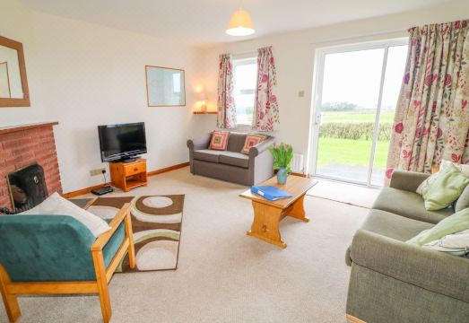 Skerries Hotel Overview