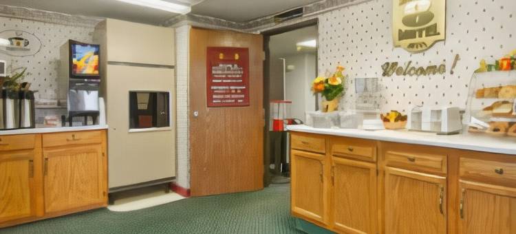 Super 8 by Wyndham Spencer图片