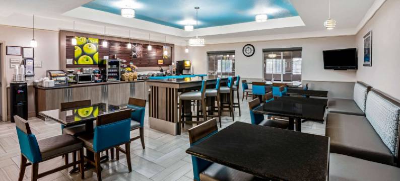 康罗拉昆塔温德姆套房酒店(La Quinta Inn & Suites by Wyndham Conroe)图片