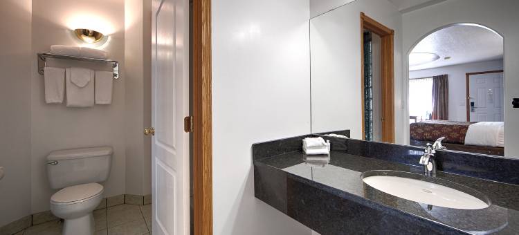 欣顿呗盟酒店(Baymont by Wyndham Hinton)图片