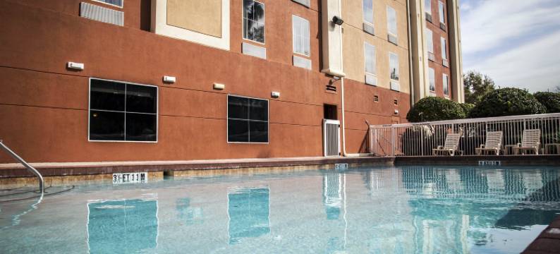 舒适酒店-国际赛道(I-Drive Hotel)图片