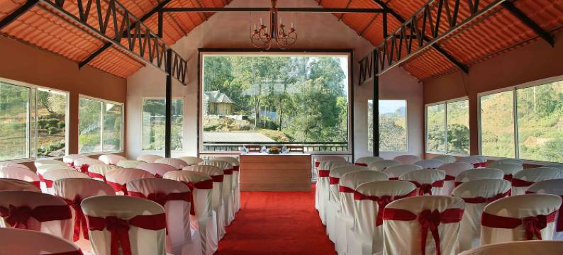 红麻雀度假村(Red Sparrow)图片