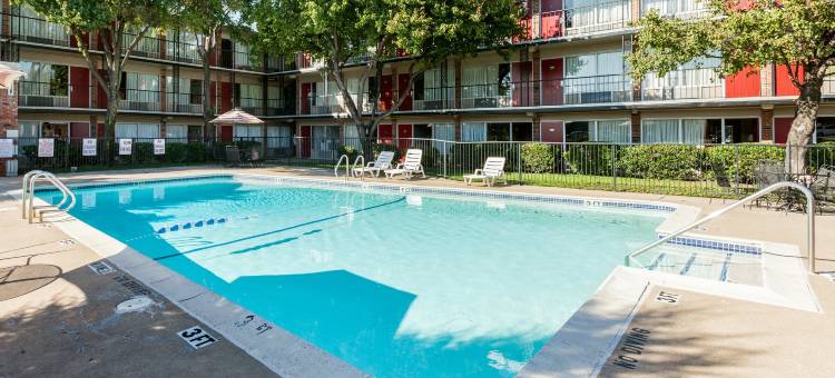 达拉斯机场北伊克诺旅馆(Econo Lodge Airport I-35 North)图片